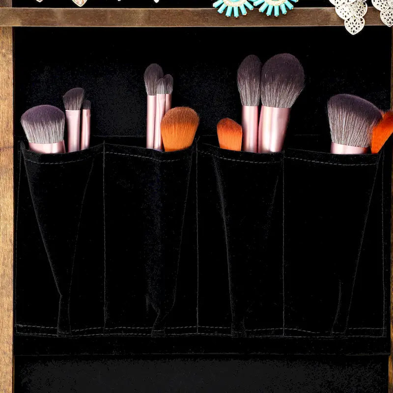 Armoire à bijoux simple et élégante avec miroir et éclairage LED